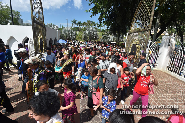 Rumah Mesra Rakyat Di Kuching - Opening l