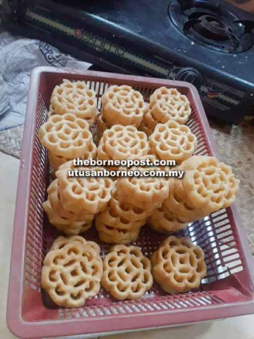 Tiga bansa kuih asal seruran bisi diidang maya Gawai 