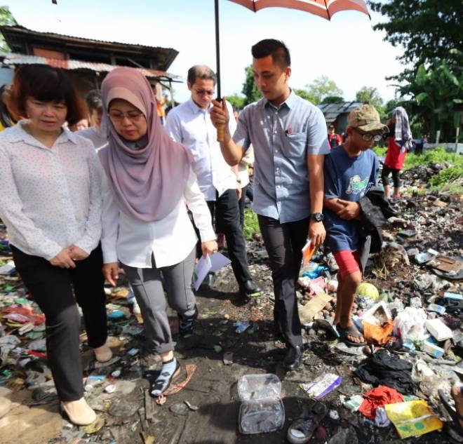 Masalah Penghuni Tapak Pelupusan Sampah Ditangani Bersama Utusan Borneo Online