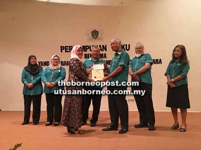 Lesen perniagaan khas untuk rumah persendirian Utusan Borneo Online