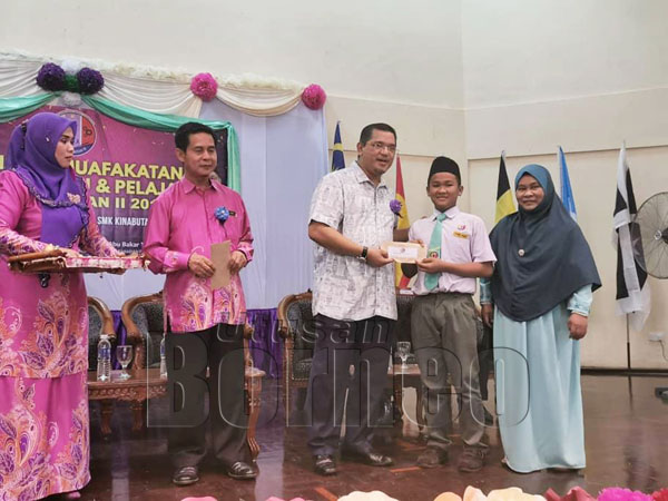 Kerjasama ibu bapa, guru penting julang prestasi sekolah  Utusan 