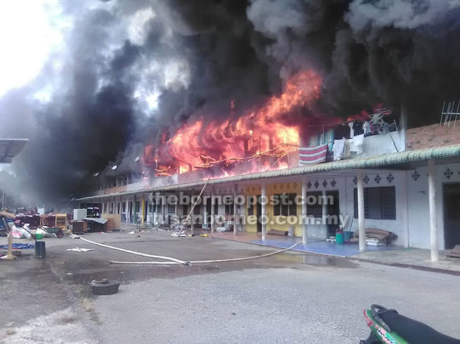 Rumah Panjai Lepang Sayat Angus ngalih hari kemari 