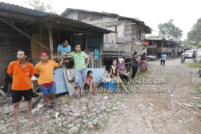 Penduduk Setinggan Di Kubur Chawan Damba Penempatan Lebih Baik Selesa Utusan Borneo Online