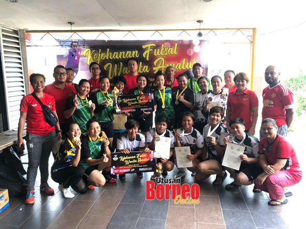 Gambar Bercerita Juara 1 Kak Yong juara  Futsal Wanita Amatur Utusan Borneo Online