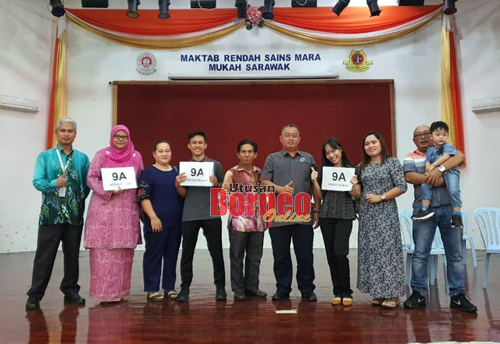 Tiga calon SPM MRSM Mukah dapat 9A | Utusan Borneo Online