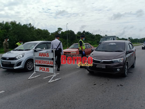 Cara Hantar Gambar Lucah Kepada Suami isteri ditangkap tunjuk isyarat lucah  dan meloloskan 