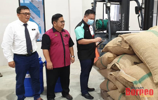 Industri hiliran berasaskan koko di Sarawak berdaya maju - Willie 