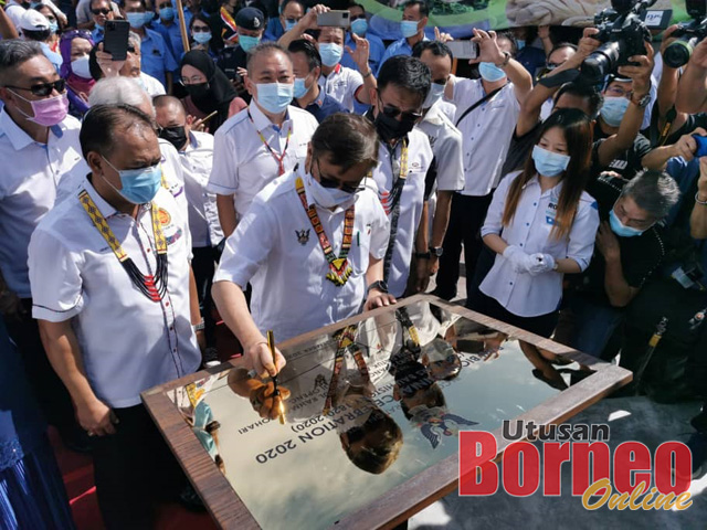 Pendekatan baharu bangunkan Bau sebagai kawasan u0027emasu0027 baharu 