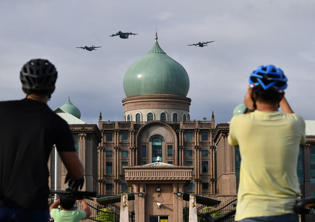 Sambutan Hari Kebangsaan 2021 penuh patriotisme dalam semangat 