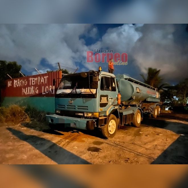 Pga Gagal Cubaan Seleweng 64000 Liter Diesel Bersubsidi Dua Lori Tangki Bernilai Rm108 Juta