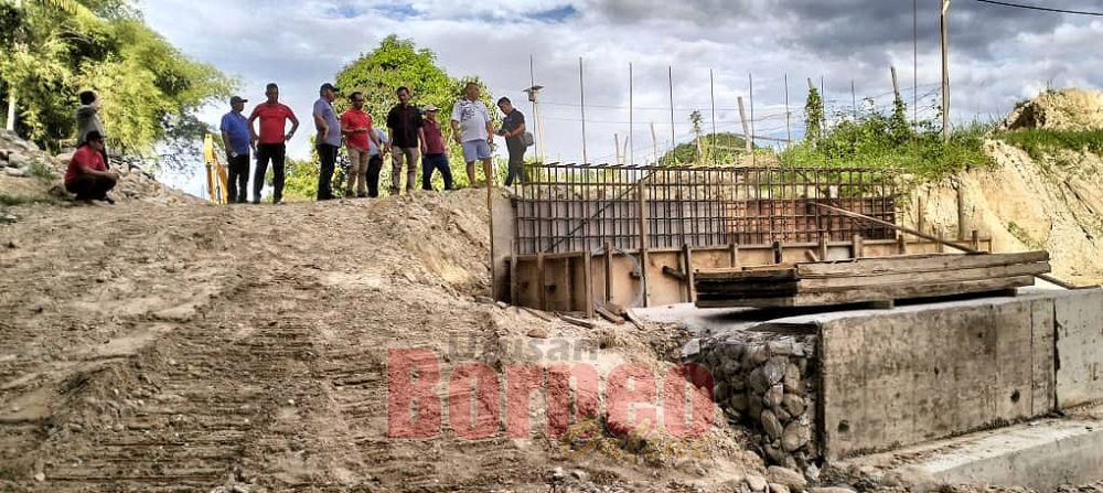 Robert Terus Fokus Bangunkan Keperluan Rakyat Di Bingkor Utusan Borneo Online 5840