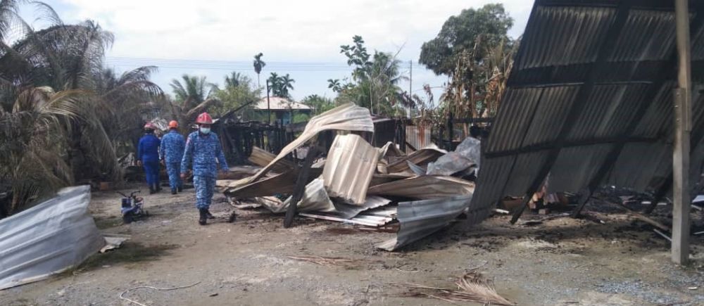 Dua Rumah Di Kampung Tudan Terbakar Tujuh Hilang Tempat Tinggal