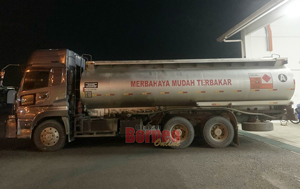 Pemandu Lori Disyaki Seleweng 5000 Liter Diesel Ditahan Utusan Borneo Online